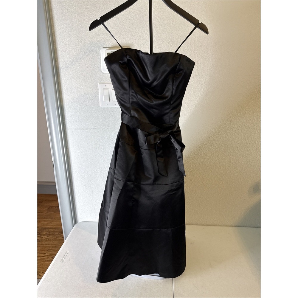 BCBGMAXAZRIA Women's Black Satin Strapless Tube Dress Tie Waist Size 2